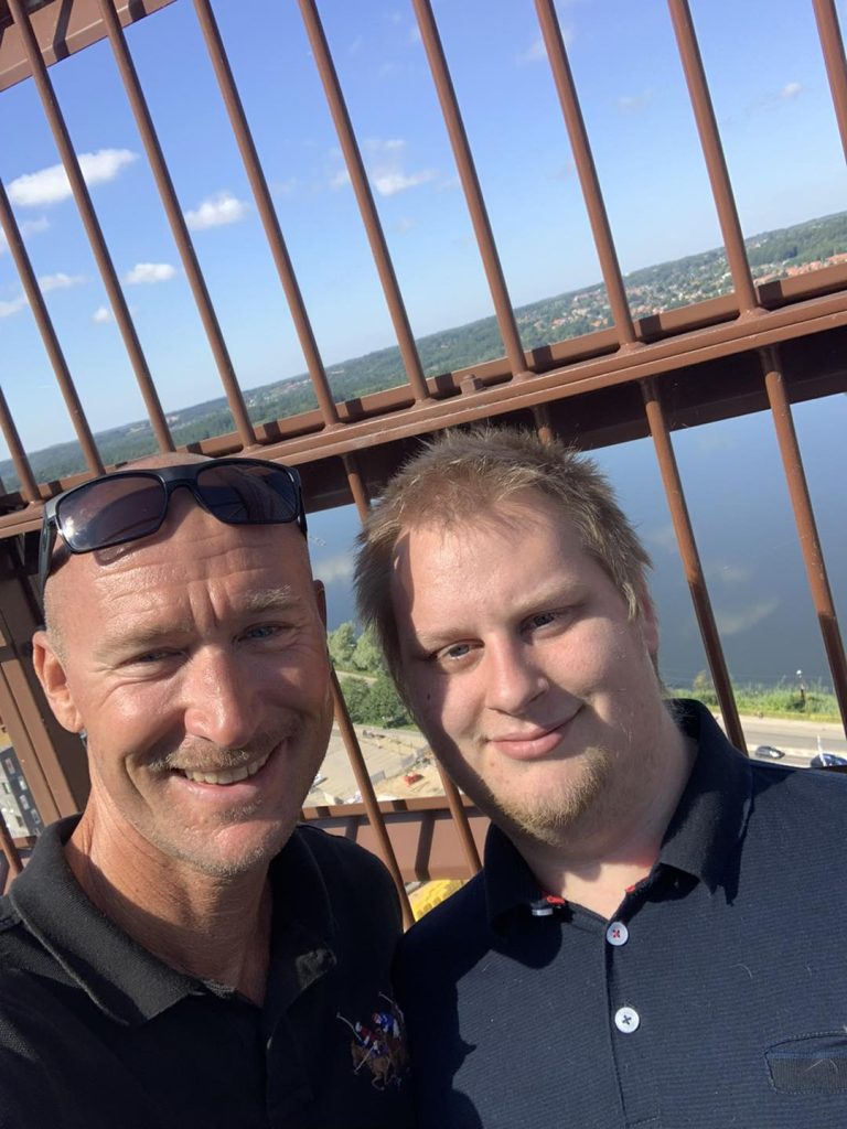 Selfie af Keld og Dan på papirtårnet